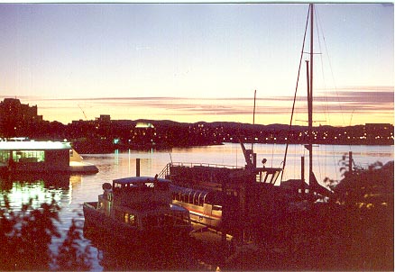 victoriaharbor.jpg